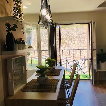 El Capricho Del Arco_apartamentos Catedral アパート *